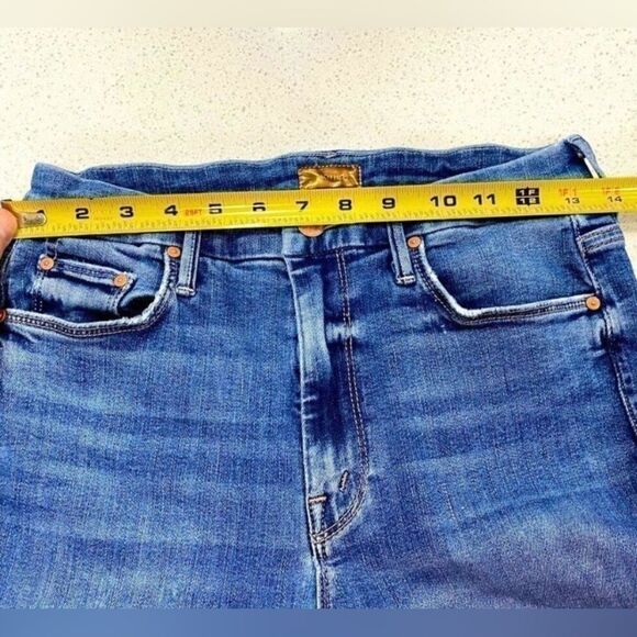 “Mother High-Waisted Looker Ankle Fray Walking on Coals Jeans 27x27 Stretch” - Picture 4 of 11